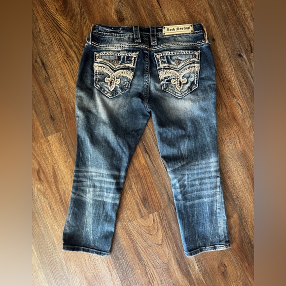 Rock Revival Faded Blue Jeans - Picture 5 of 6